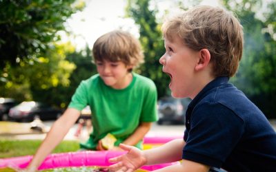 10 Fun DIY Science Experiments For You & The Kids